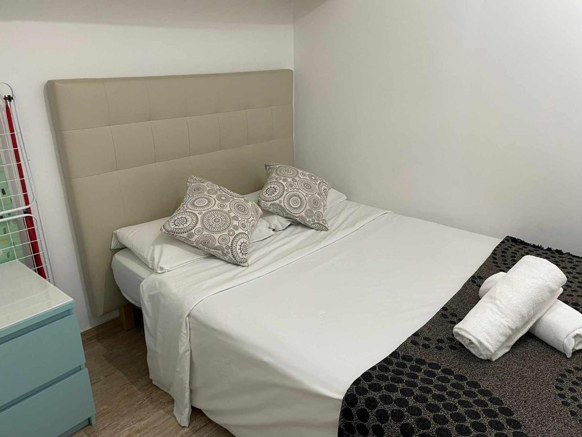 A Unos Pasos De Solgran Via Madrid Apartman Kültér fotó