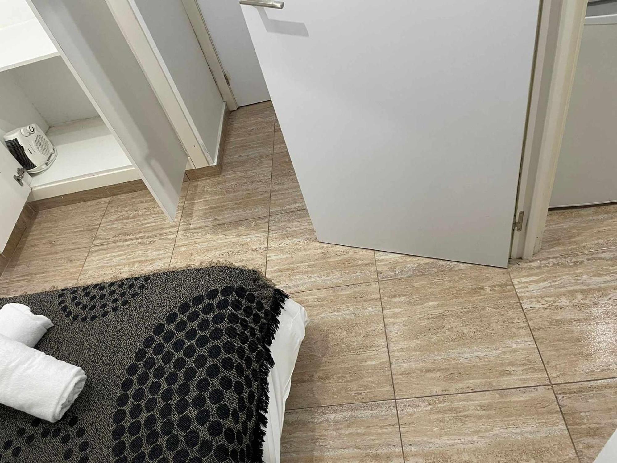 A Unos Pasos De Solgran Via Madrid Apartman Kültér fotó